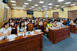Tập huấn kiến thức phòng, chống ung thư vú, ung thư cổ tử cung cho cán bộ y tế tại các trạm Y tế
