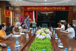 Kiểm tra công tác y tế tại các trường học.